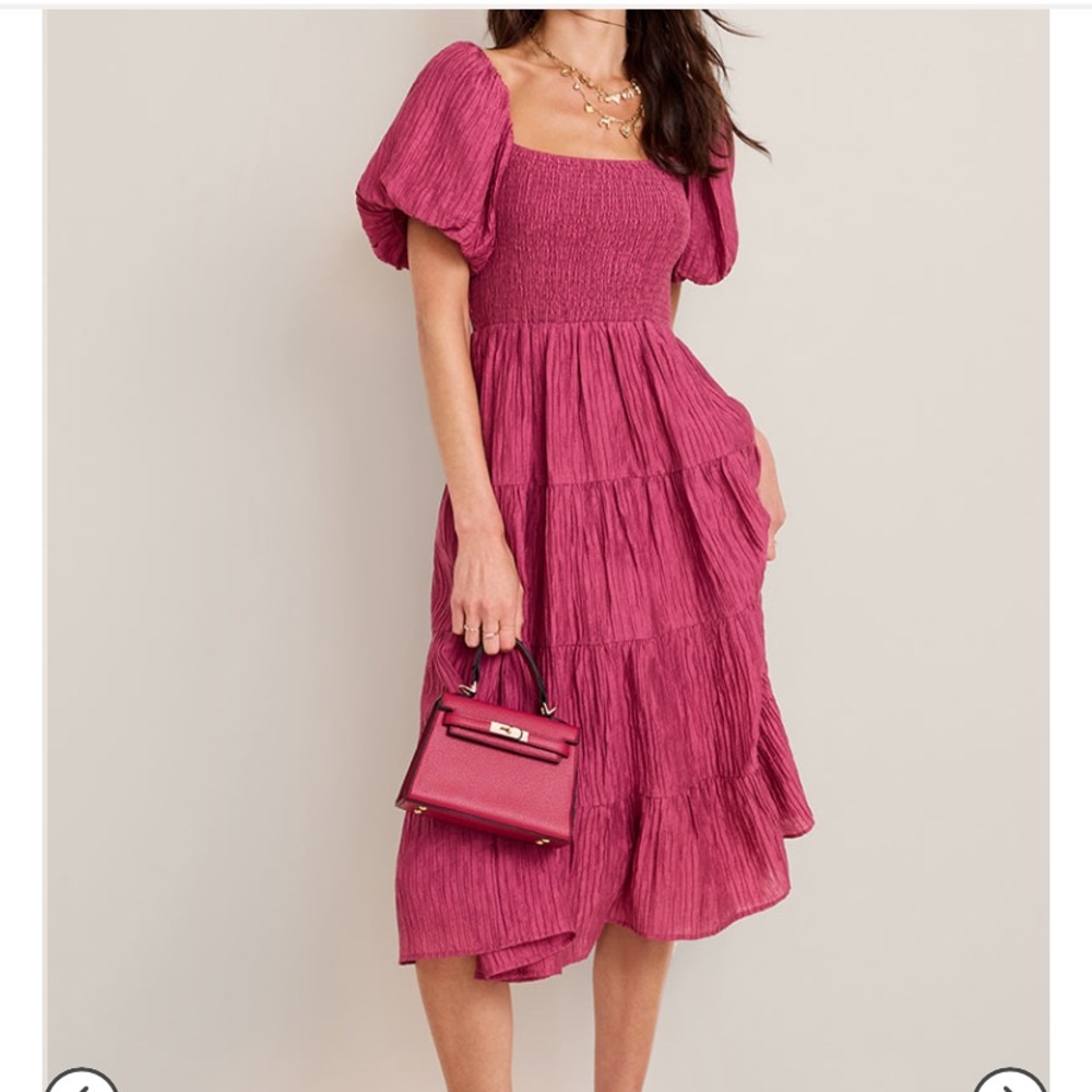 Francesca's Collections Smocked Puff-Sleeve Tiered Midi Dress in Raspberry